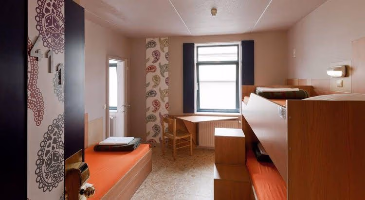 Sleep Well Youth Hostel0