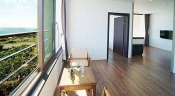 Hidden Hotel4