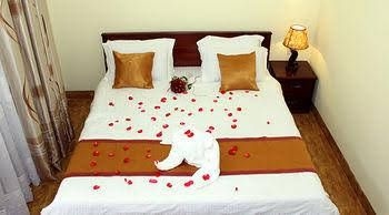 ซัน แอนด์ แซนด์ บีช โฮเต็ล สปา (Sun and Sands Beach Hotel Spa)0