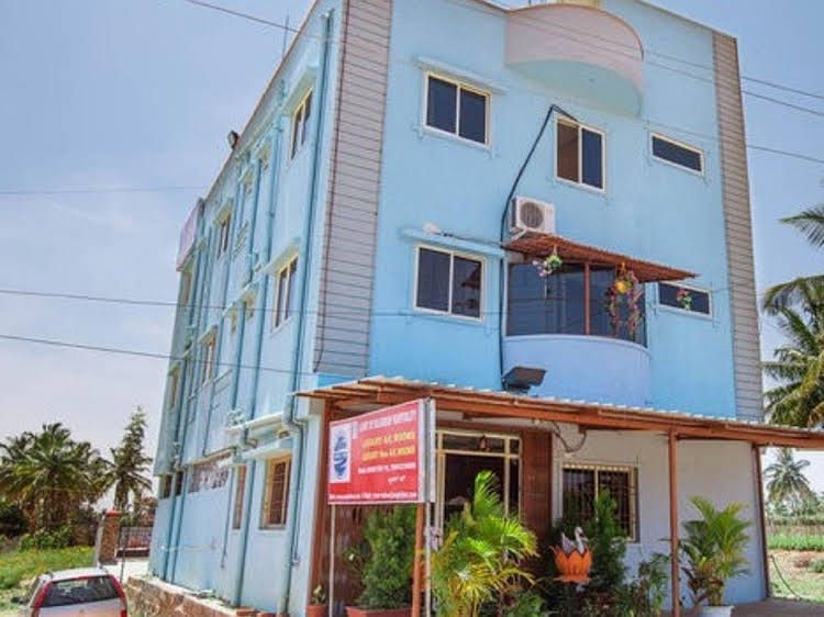 Ample Inn2