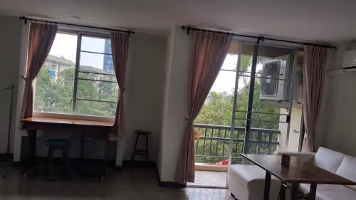 Apartment with Garden View
