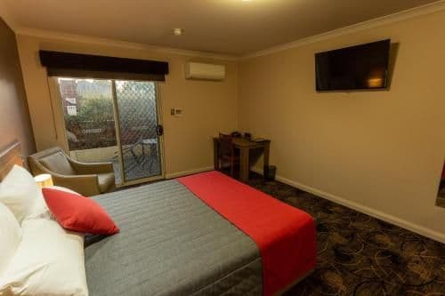 Premium Queen Room