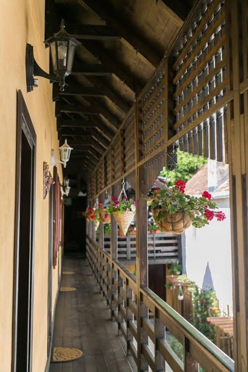 Casa cu Cerdac0