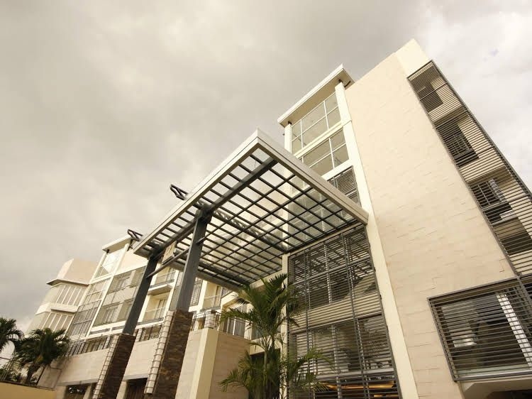 The Avenue Plaza Hotel2