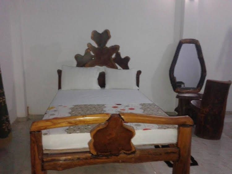 Hotel Suwanila0