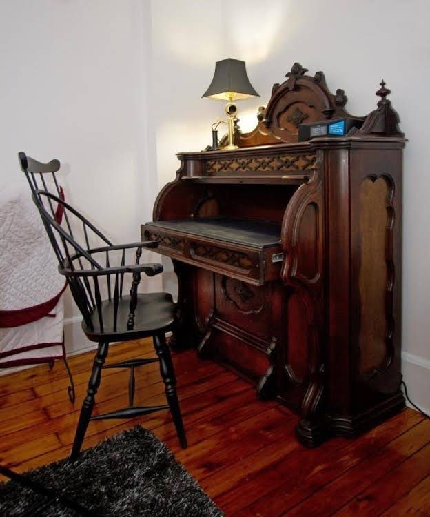 Abigail House Bed and Breakfast4