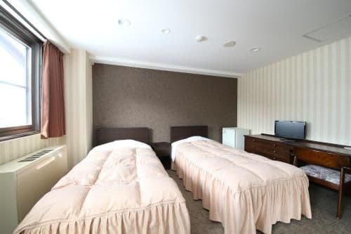 Twin Room with Private Bathroom