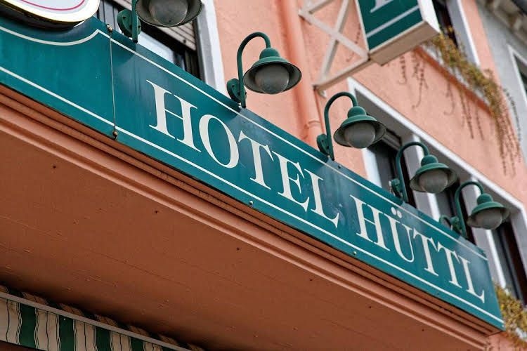 Hotel Huttl0