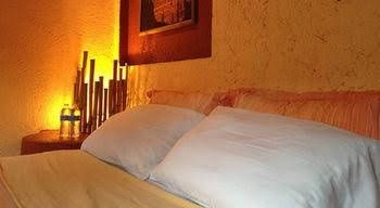 Hotel Puesta Del Sol0
