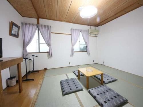 Japanese-Style Quadruple Room with Shared Bathroom