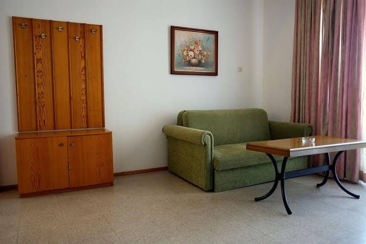 Babylon Gardens Apart Suite4