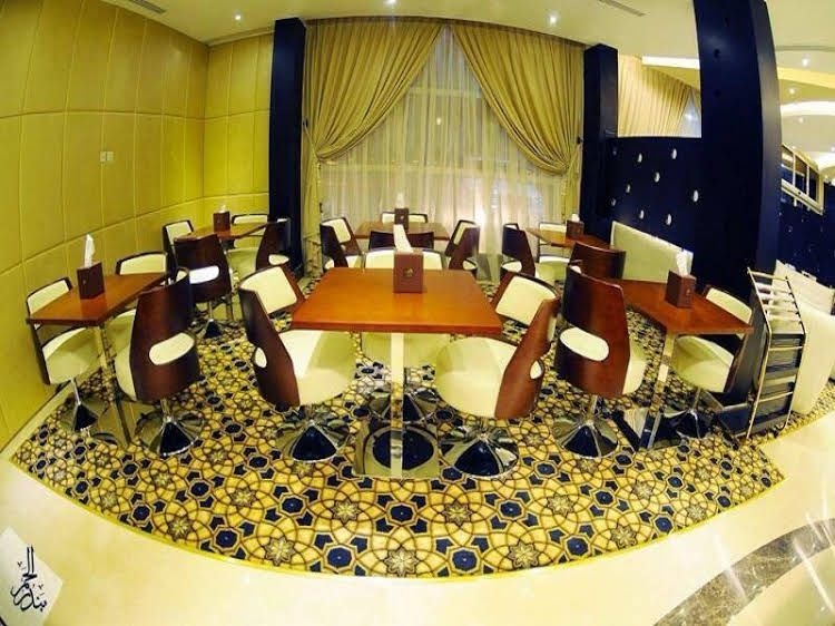 Al Ebreez Palace1