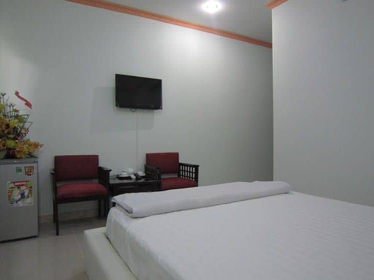 Danh Uy 2 Hotel Danh Uy 2 Hotel