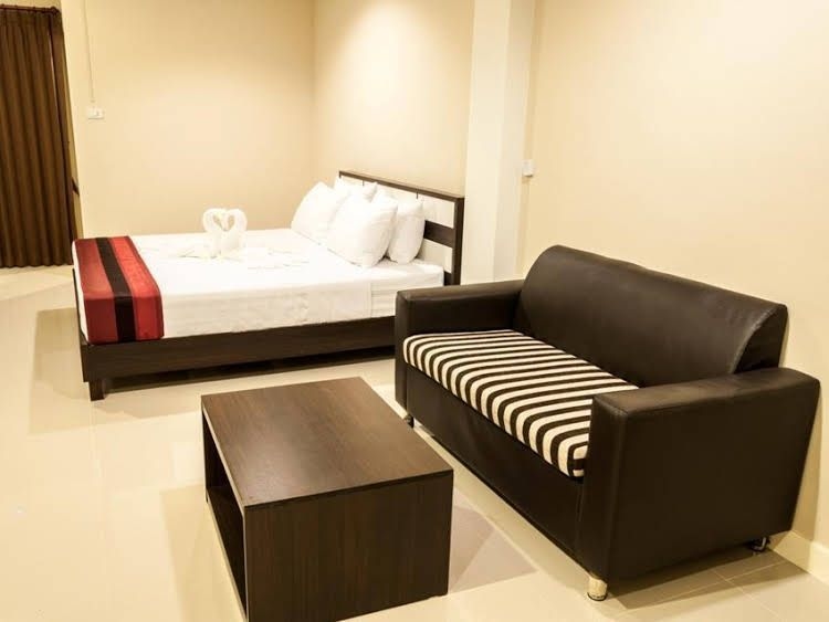เดอะ แกรนด์ เรสซิเดนซ์ โคราช (The Grand Residence Korat)4