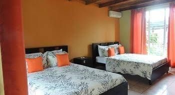 Hotel Las Flores2