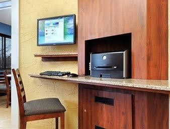Travelodge Naperville2