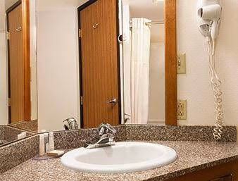 Baymont Inn & Suites1