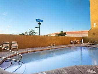 Baymont Inn & Suites Baymont Inn & Suites