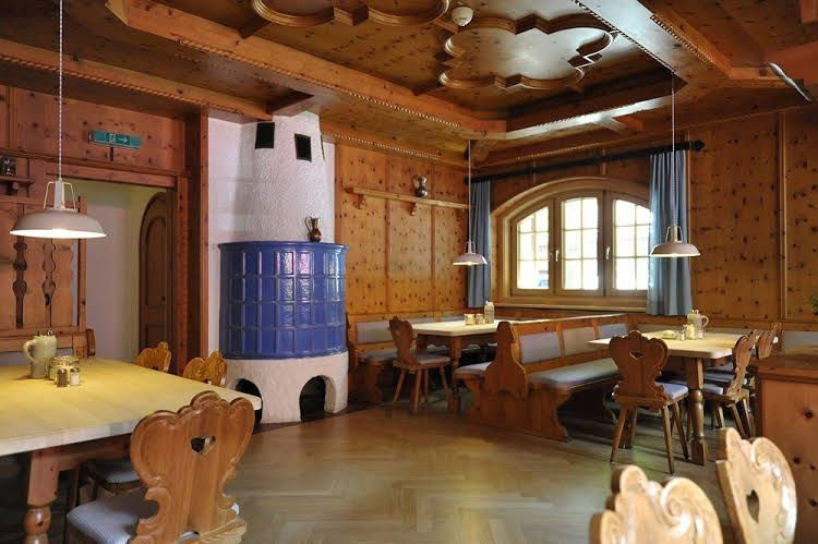 Hotel Alpenrose3