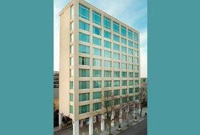 โรงแรมอิทากา (Hotel Ithaca)0