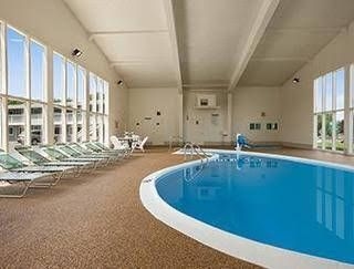 Days Inn West Yarmouth1