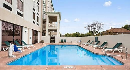 Wyndham Garden Wichita Downtown4