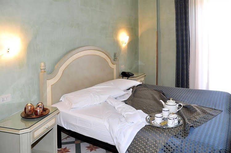 Hotel Villa Rosa Antico1
