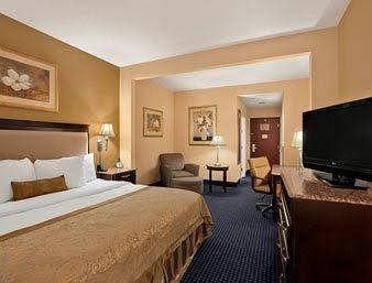 Wingate by Wyndham Mount Laurel2