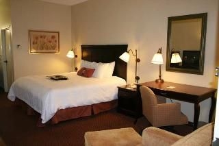 Hampton Inn Tupelo3