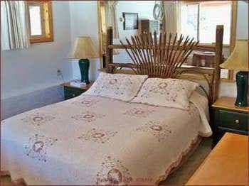 Kelly Place Bed & Breakfast Kelly Place Bed & Breakfast