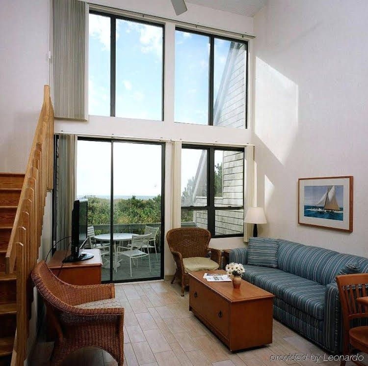 The Surf Club Resort0