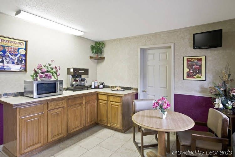 Travelers Inn1