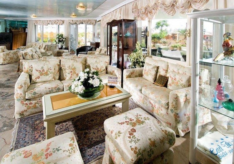 Hotel Des Nations1