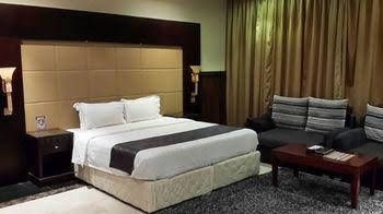 Orans Suites 40