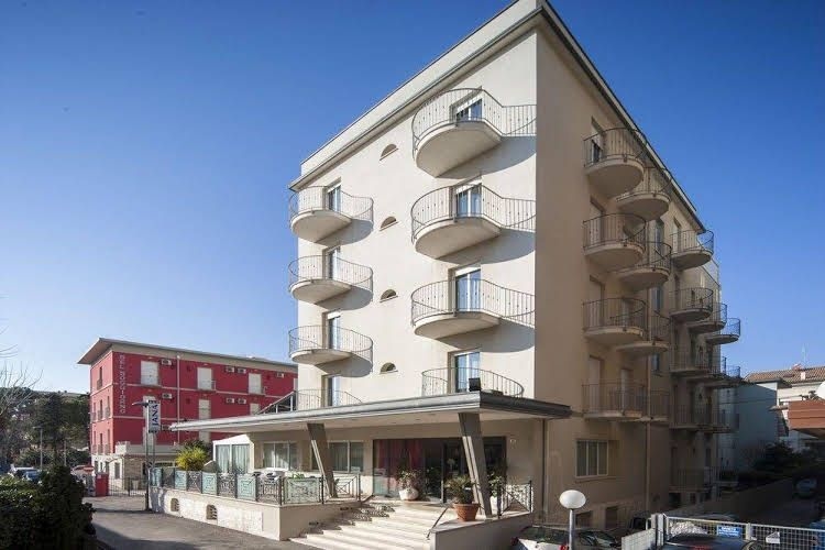 Hotel Jana0