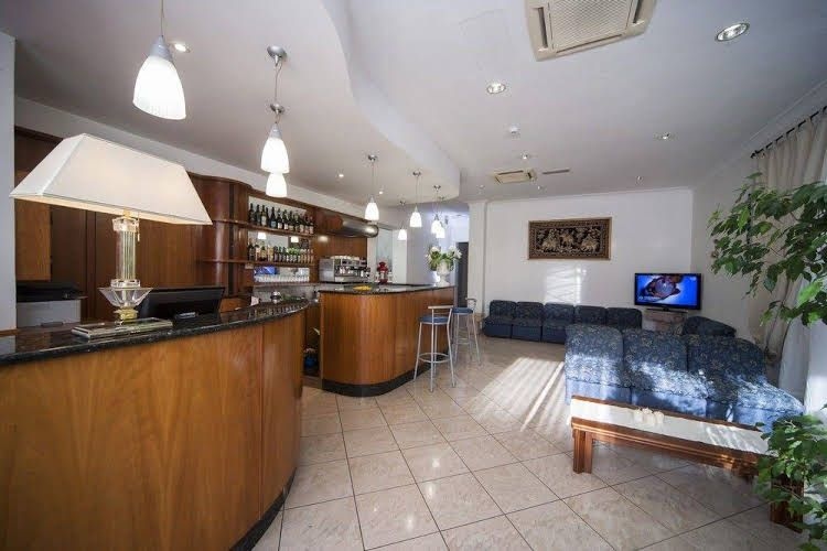 Hotel Jana1