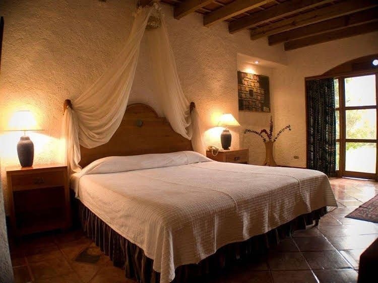 Hotel Posada de Don Rodrigo Panajachel1