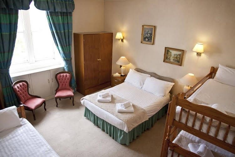 Buccleuch Arms Hotel3