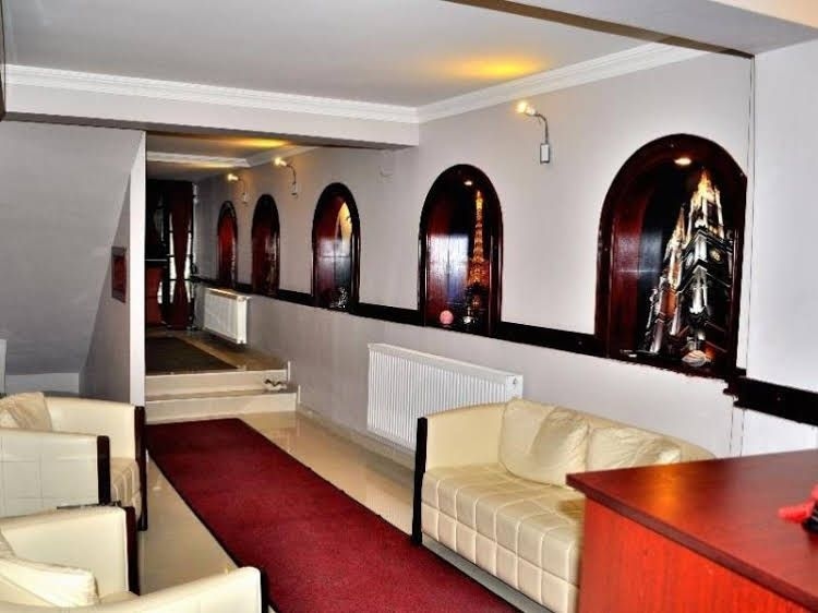 Istiklal St. House0