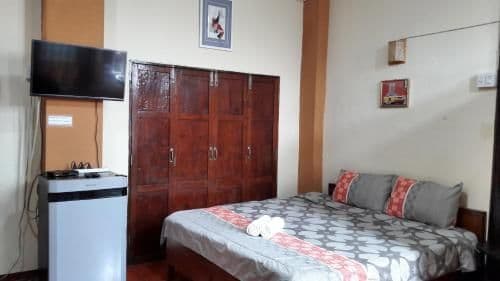 Family with Air Condition Room