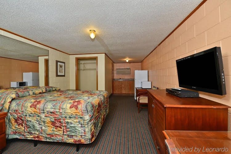 American Inn & Suites - Savannah / Garden City3