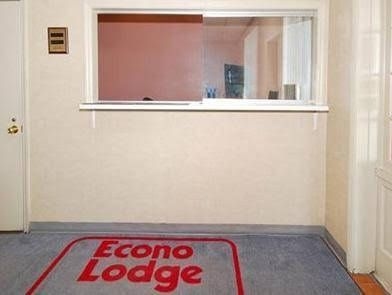 Econo Lodge Beavercreek0