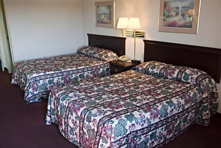Briarwood Inn - Sparta4
