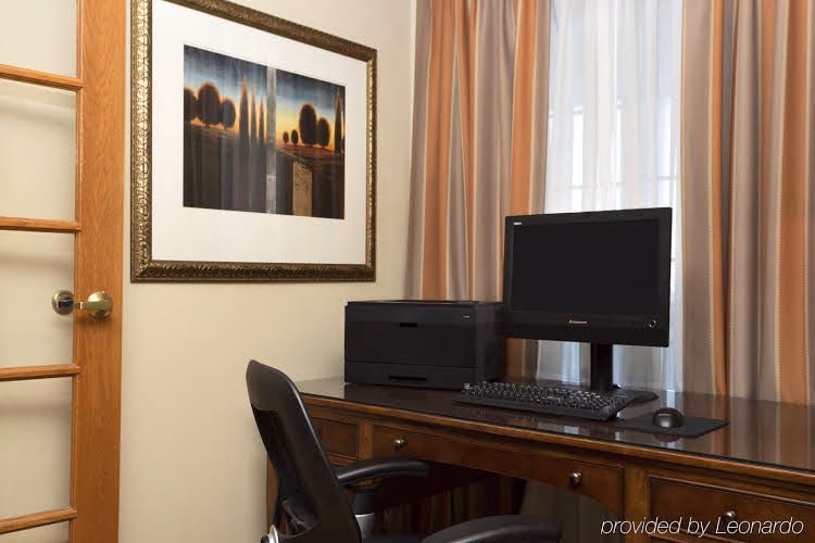 Country Inn & Suites Maumee Toledo0