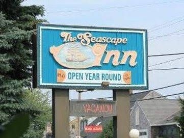 Seascape Inn0