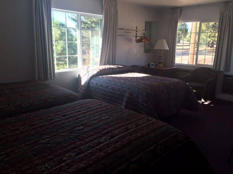 Swiss Holiday Lodge3
