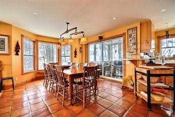 Le Boise by Tremblant Sunstar3