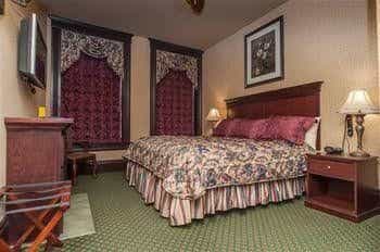 Hickok's Hotel and Gaming