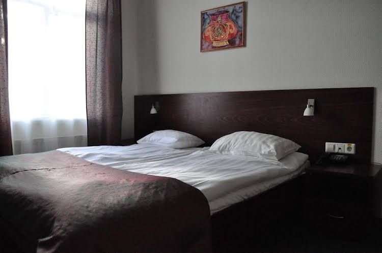 Hotel Albatross1