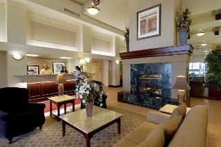 Hampton Inn & Suites by Hilton Calgary-Airport0